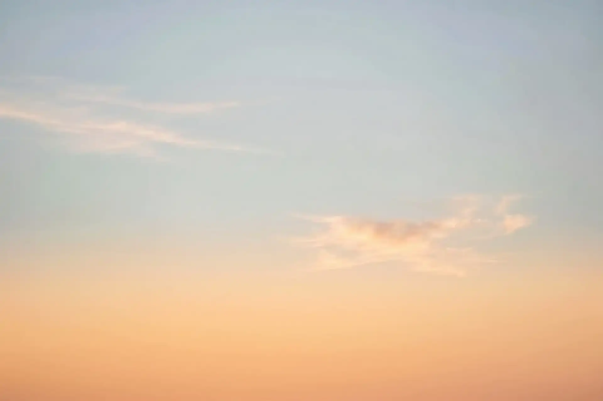 Ciel du Sahara marocain au crépuscule